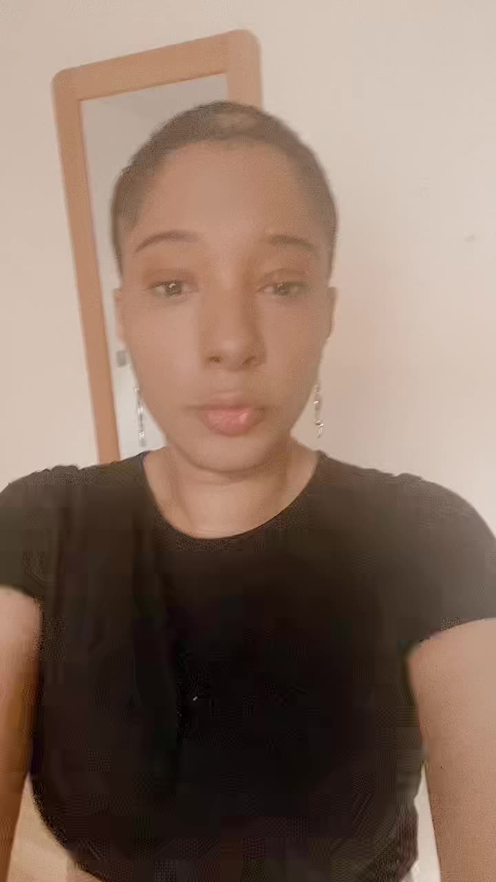 @adventuresoftannabell I shaved my head cause I’m a petty but savage bitch #bull…